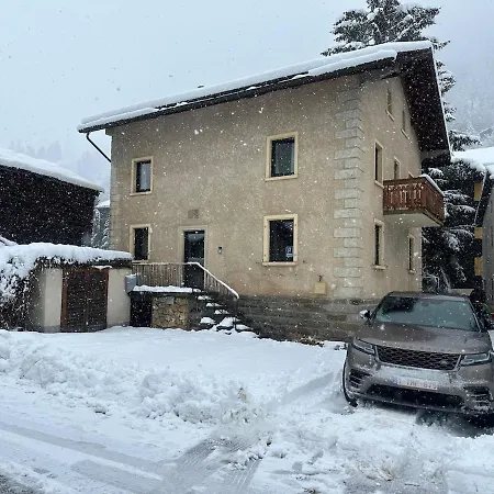 شاليه Le Randonneur Charmful Near Zermatt 6 To 12p تاش