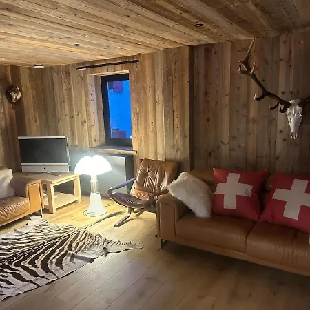 Chalet Le Randonneur Charmful Near Zermatt 6 To 12p Täsch